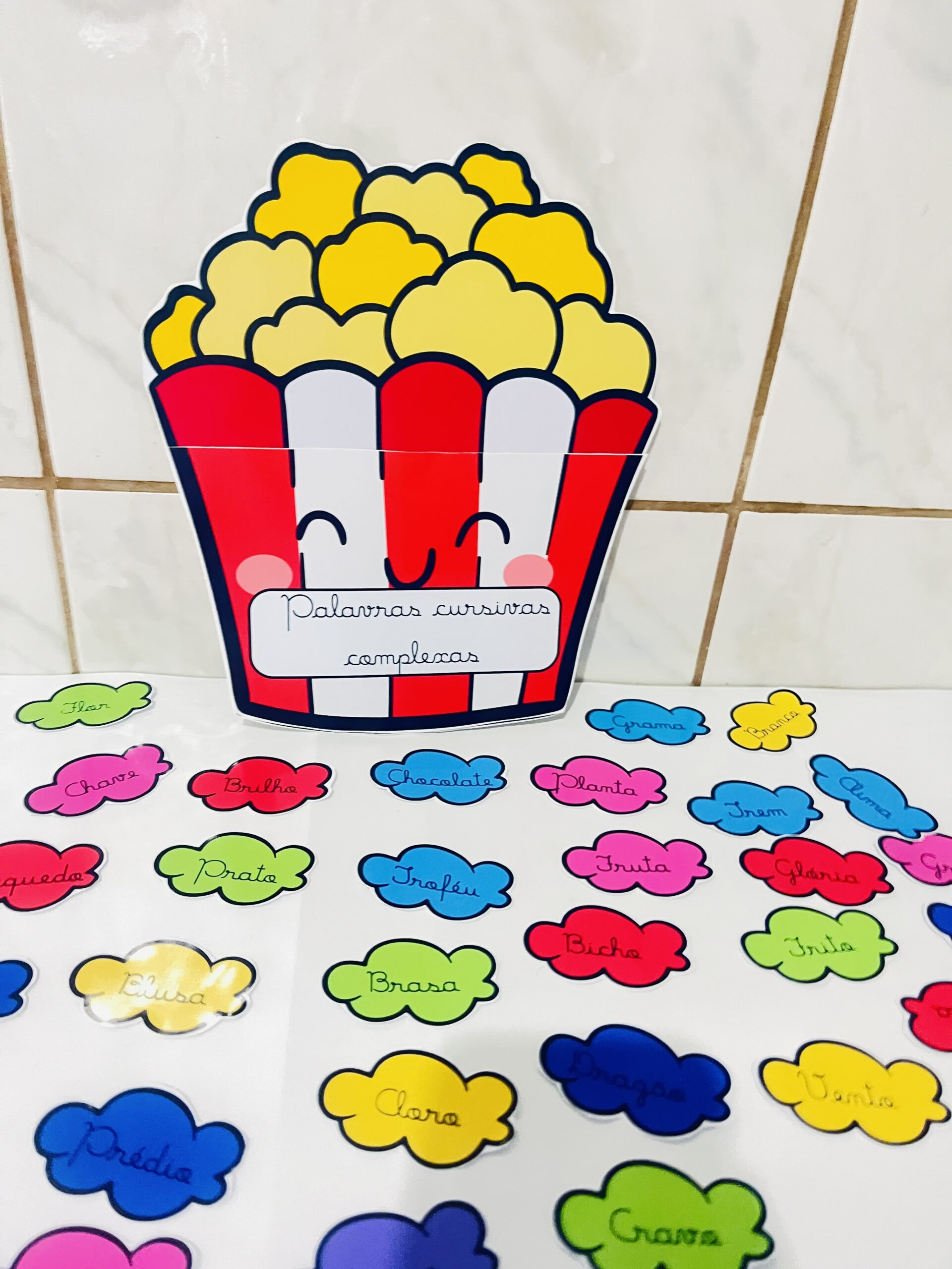 Pipoca de Letras Cursivas Complexas — um estouro de aprendizado! - Imagem 3
