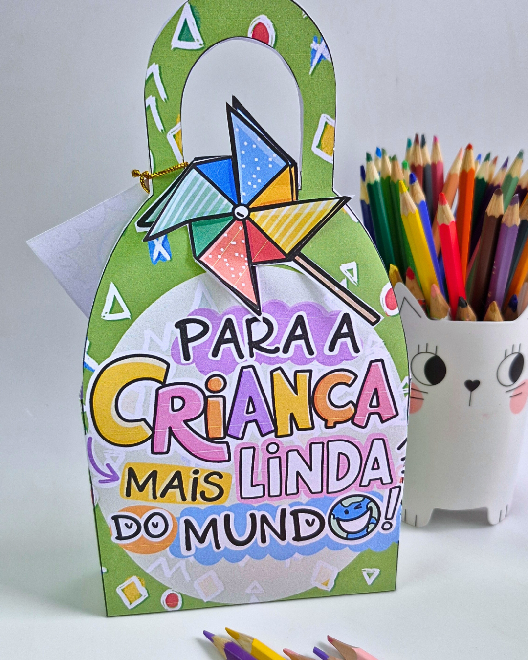 Caixinha e Viseira Para a Criança Mais Linda – Lembrancinha Dia das Crianças - Imagem 3