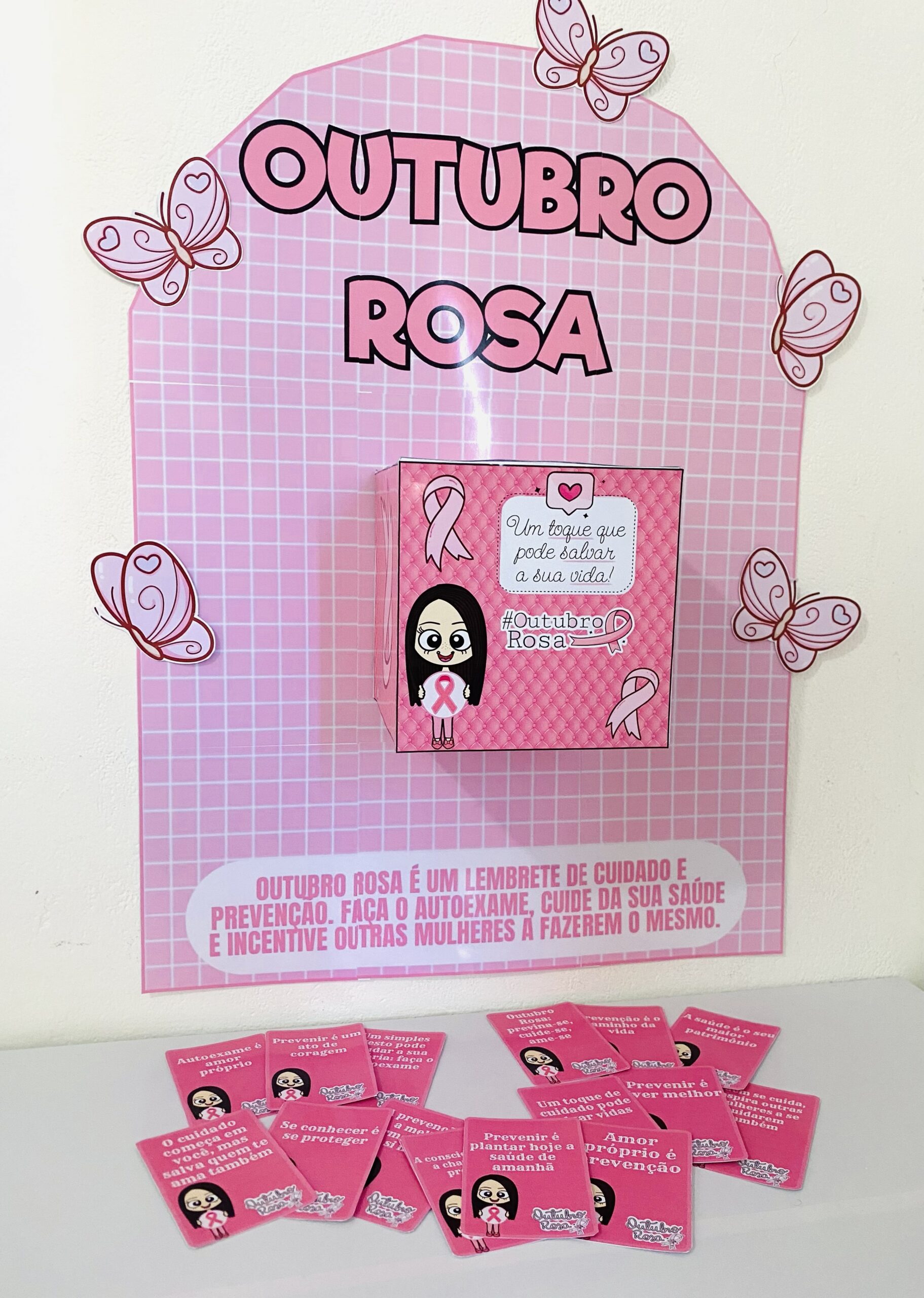 Caixa Outubro Rosa – Painel de Conscientização
