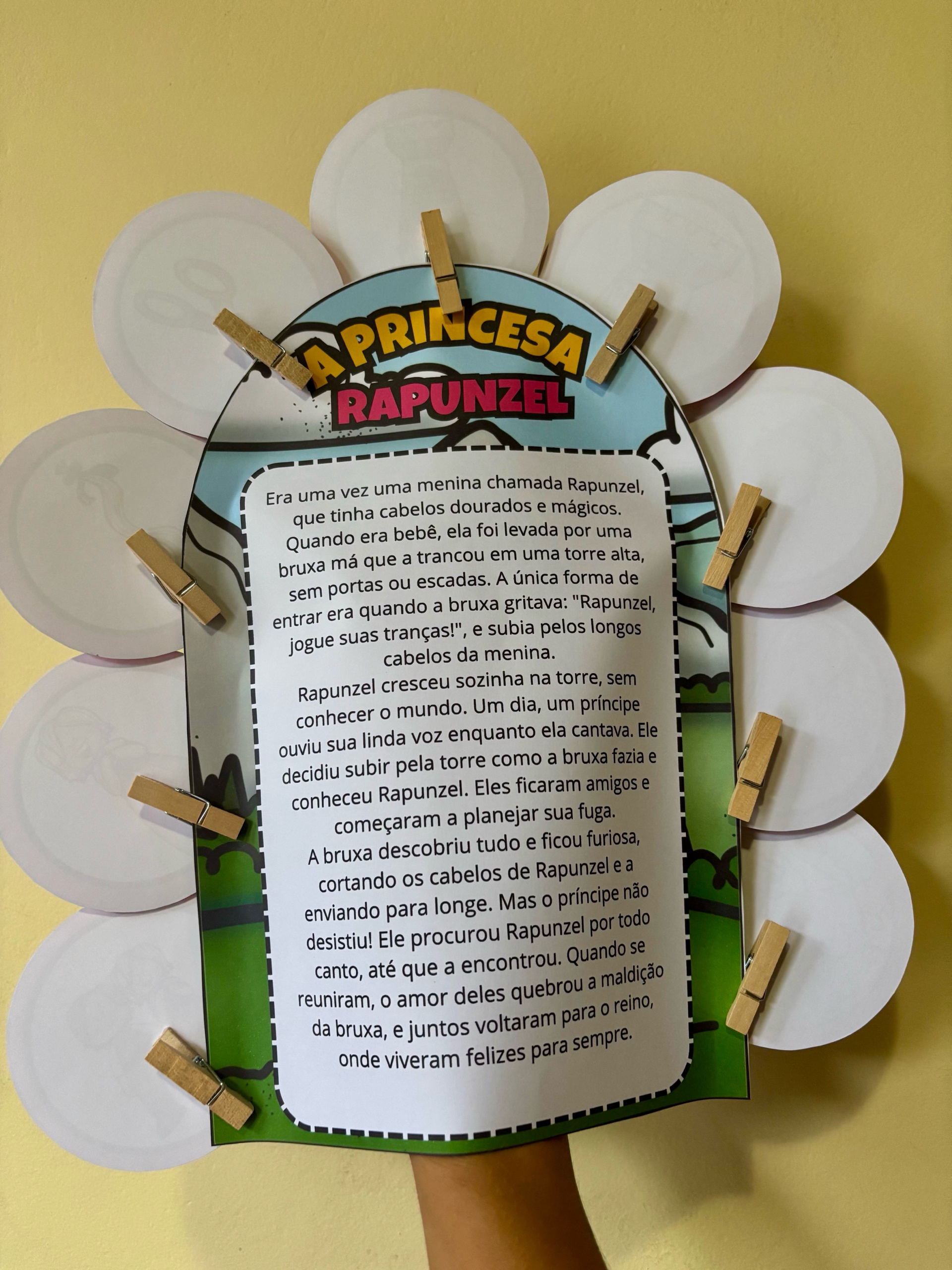 Luva de Histórias: A Princesa Rapunzel - Imagem 3