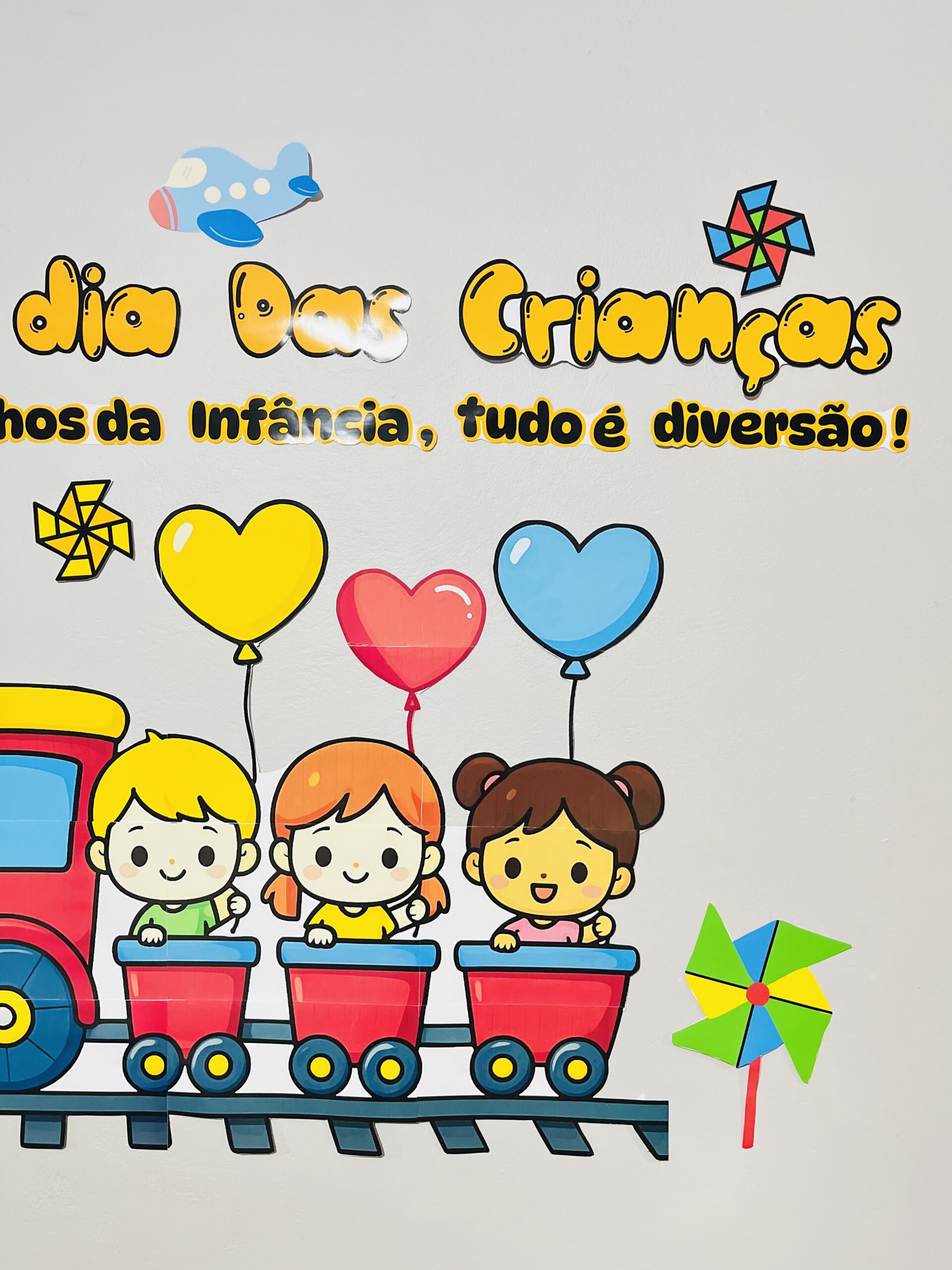 Painel Dia das Crianças para Imprimir em PDF – Decoração Infantil Colorida - Imagem 3