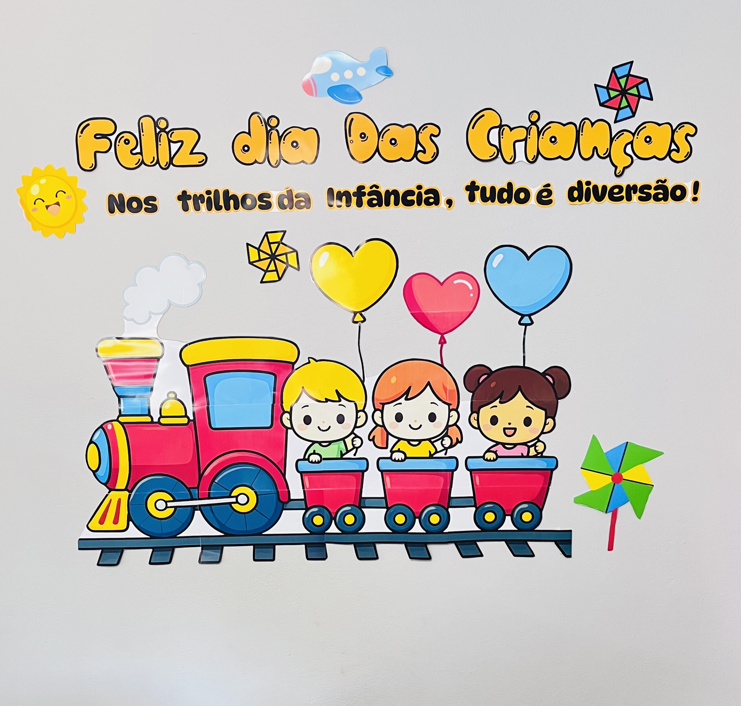 Painel Dia das Crianças para Imprimir em PDF – Decoração Infantil Colorida